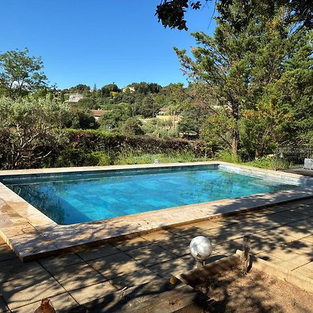 Gite 2 Chambres Avec Piscine Sernhac Exteriör bild