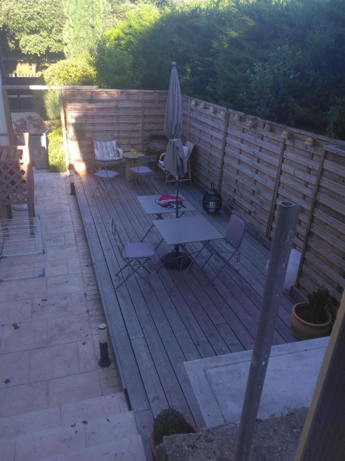 Gite 2 Chambres Avec Piscine Sernhac Exteriör bild